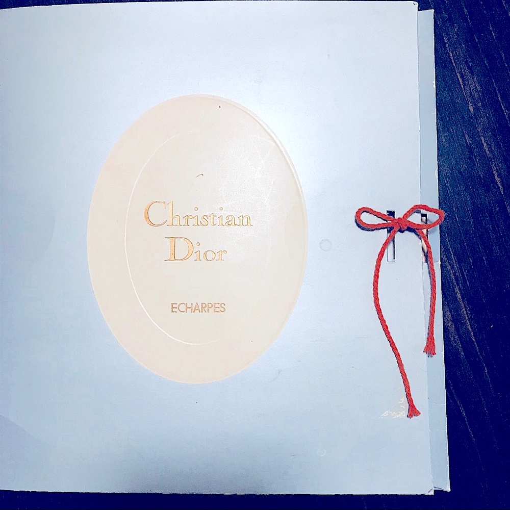 🥳HP🆕Rare: Luxury French Designer Christian_DIOR | MOD Floral Dainty SQUARE HP - Picture 5 of 16